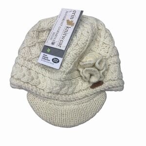 Erin Knitwear Ireland Aran NEW Cream Chunky Knit Wool Lined Pom Pom Beanie Hat